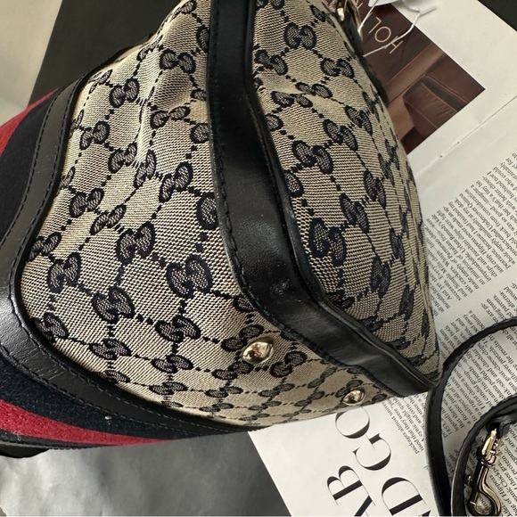 Authentic Gucci GG canvas leather Boston bag with strap - Picture 10 of 15